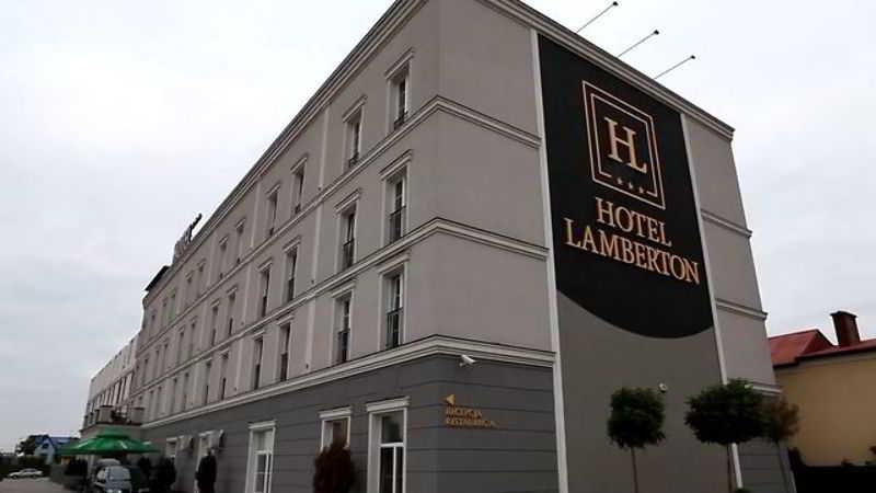 Hotel Lamberton Олтажев Екстер'єр фото